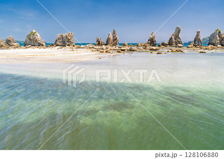 《和歌山県》橋杭岩・南紀の景勝地 《和歌山県》橋杭岩・南紀の景勝地 128106880