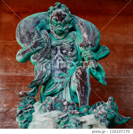 風神お寺の守護神 128107170