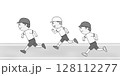 校庭で走っている男の子たちのモノクロイラスト 128112277