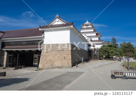 福島県会津若松市追手町にある戊辰戦争で会津城籠城戦の舞台となった会津若松城 福島県会津若松市追手町にある戊辰戦争で会津城籠城戦の舞台となった会津若松城 128113117