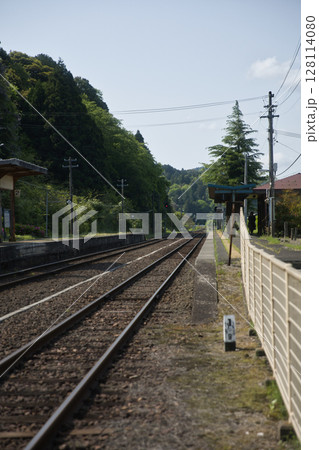 京都丹後鉄道宮舞線 東雲(しののめ)駅の風景2 京都丹後鉄道宮舞線 東雲(しののめ)駅の風景2 128114080