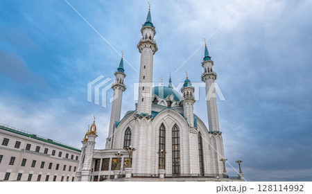 Kul Sharif mosque in Kazan Kremlin, Tatarstan, Russia. It is tourist attraction of Kazan. 128114992