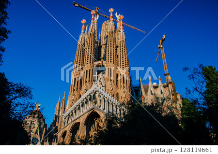 スペインバルセロナの観光風景 128119661