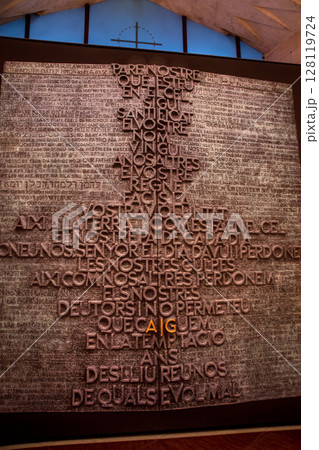 スペインバルセロナの観光風景 128119724