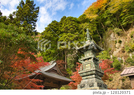 【神奈川県】大山寺・宝篋印塔 【神奈川県】大山寺・宝篋印塔 128120371