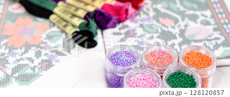 Set for beading. Beads in packages. Threads in the palette 128120857