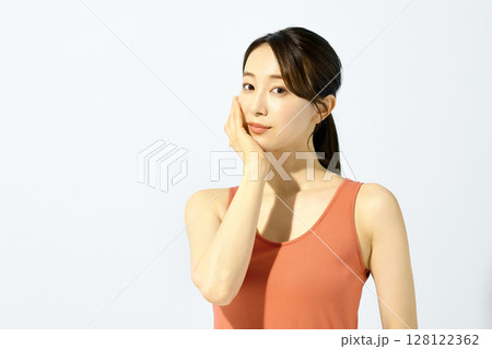 30代女性のビューティーイメージ 30代女性のビューティーイメージ 128122362