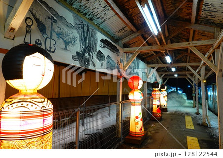 青森県弘前市 弘南鉄道 中央弘前駅の風景より 青森県弘前市 弘南鉄道 中央弘前駅の風景より 128122544