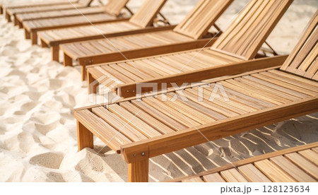 木目と繊維感を表現したビーチチェア 木目と繊維感を表現したビーチチェア 128123634