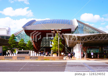 金沢駅 駅 JR西日本 JR金沢駅 鼓門 金沢駅 駅 JR西日本 JR金沢駅 鼓門 128124032