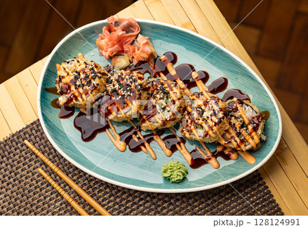 Tempura maki sushi roll 128124991