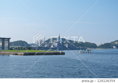 横須賀軍港 - 都市景観(2006年9月) 横須賀軍港 - 都市景観(2006年9月) 128126354