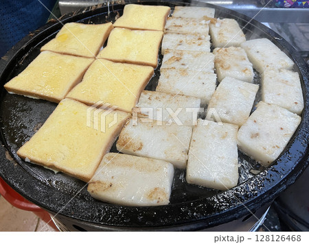 鍋 フライパン 流し撮り 128126468