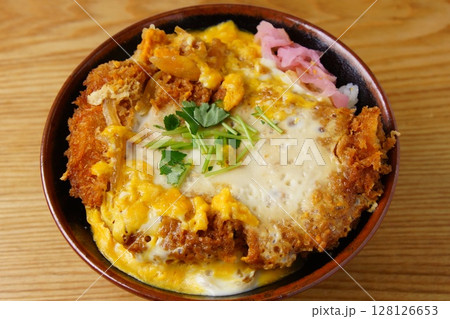 ロースカツ丼 ロースカツ丼 128126653