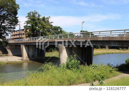 秋の入間川:上橋にて(埼玉県入間市) 秋の入間川:上橋にて(埼玉県入間市) 128126777