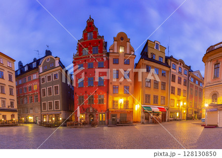 Stortorget Square at Dawn, Stockholm, Sweden 128130850