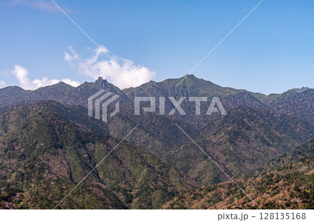 日本百名山宮之浦岳 世界自然遺産屋久島(春 日本百名山宮之浦岳 世界自然遺産屋久島(春 128135168