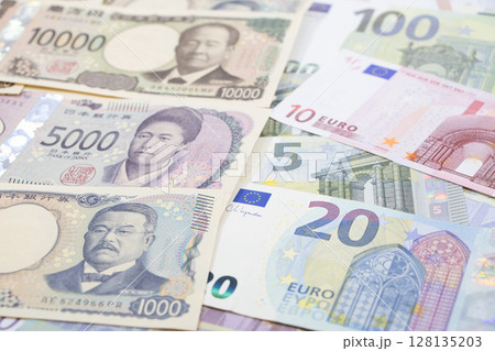ユーロ 日本円 ユーロ 日本円 128135203