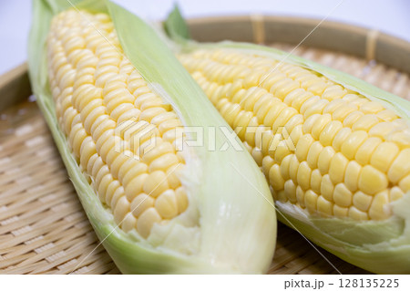 味来 とうもろこし 128135225