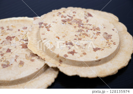 南部せんべい 落花生 南部せんべい 落花生 128135974