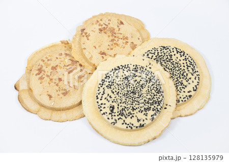 南部せんべい 128135979