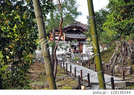 京都　豊臣秀吉の北政所の菩提寺　高台寺　ねねが眠る霊屋 128136544