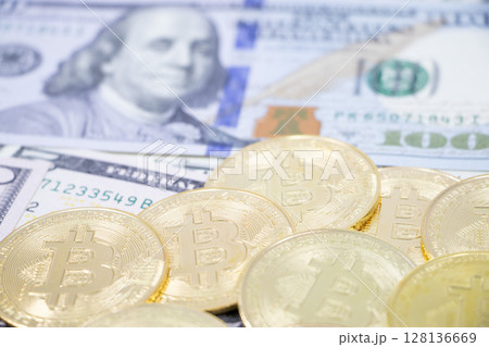 ドル 仮想通貨 128136669