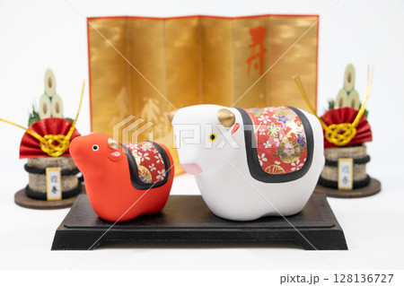 干支 午年 128136727