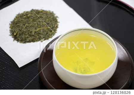 緑茶 緑茶 128136826