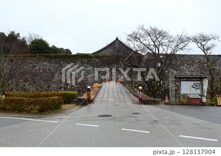 篠山城の正面入り口(兵庫県丹波篠山市) 篠山城の正面入り口(兵庫県丹波篠山市) 128137004