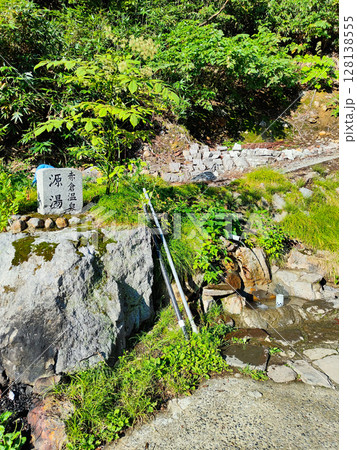 夏の妙高山登山（燕登山道：赤倉温泉原湯） 128138555