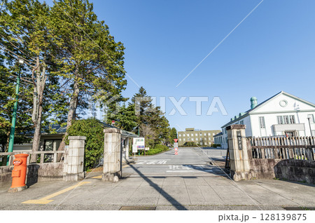 滋賀県彦根市　国立大学法人　滋賀大学（彦根キャンパス） 128139875