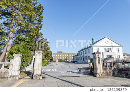 滋賀県彦根市　国立大学法人　滋賀大学（彦根キャンパス） 128139879