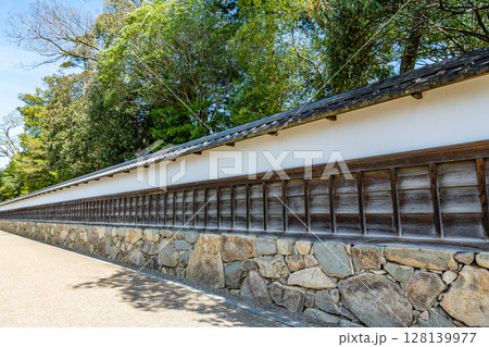 伝統的な日本の壁（イメージ） 128139977