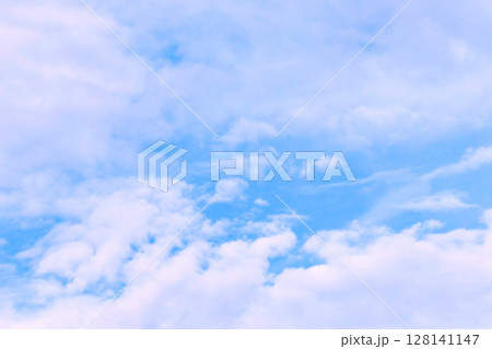 青空と白い雲・背景素材 青空と白い雲・背景素材 128141147