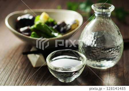 日本酒と茄子の揚げびたし 日本酒と茄子の揚げびたし 128141485