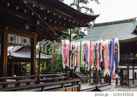 日牟禮八幡宮 鯉幟(こいのぼり) 日牟禮八幡宮 鯉幟(こいのぼり) 128142028