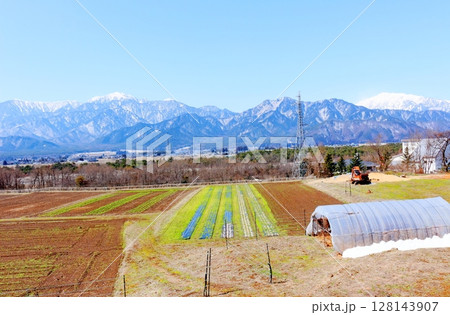 3月の信濃大町からの北アルプス　　　信州の山々　　　信州の風景 128143907