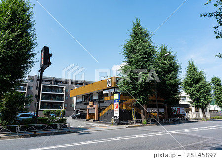 焼肉きんぐ府中店の外観　東京都府中市寿町 128145897