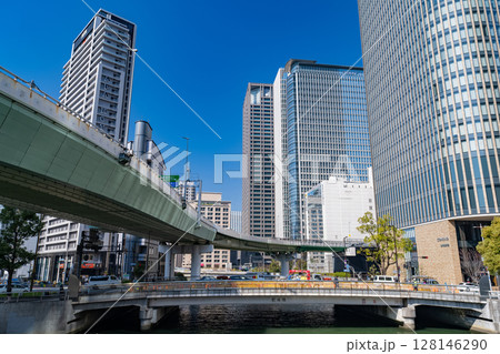 《大阪府》大阪市中之島エリア・都市景観 128146290
