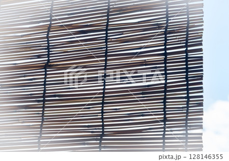 すだれと青空　夏 128146355