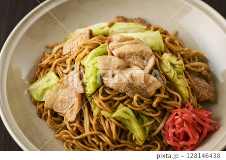 美味しそうなソース焼きそば 128146438