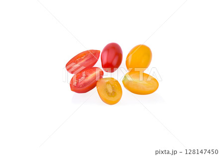 cherry tomatoes isolated on white background 128147450