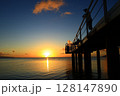 沖縄　石垣島　フサキビーチ　夕日 128147890