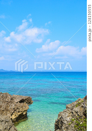 沖縄　久高島　中城湾 128150555