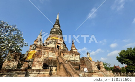 タイ・ワット・ヤイ・チャイ・モンコン(メイン寺院) タイ・ワット・ヤイ・チャイ・モンコン(メイン寺院) 128151606
