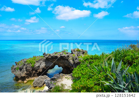 与論島 大金久海岸 与論島 大金久海岸 128151642