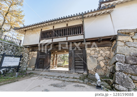 滋賀県彦根市 彦根城内にある太鼓門櫓 滋賀県彦根市 彦根城内にある太鼓門櫓 128159088