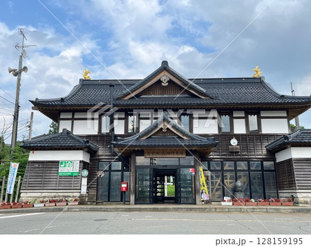 奥羽本線・真室川駅④ 128159195