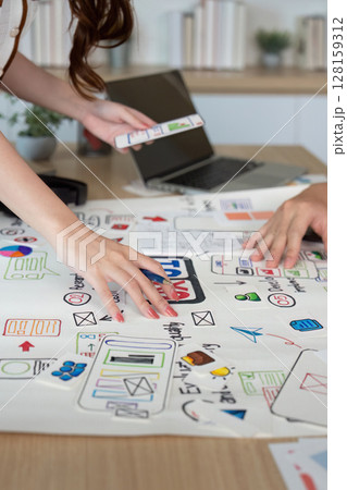 Hands-on UX and UI design brainstorming session. Hands-on UX and UI design brainstorming session. 128159312